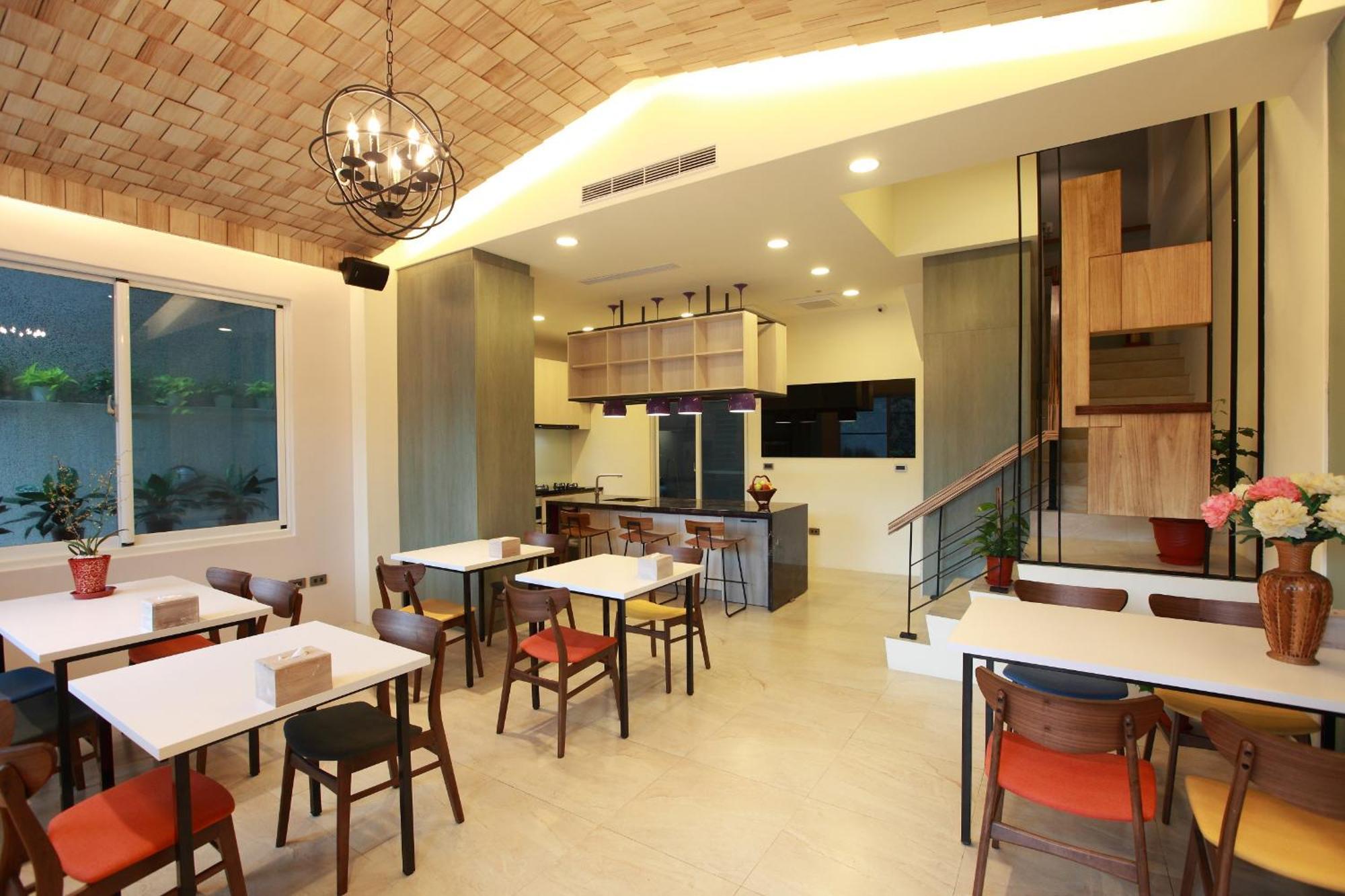 坡岸長堤民宿 Leveeside House Città di Hualien Esterno foto