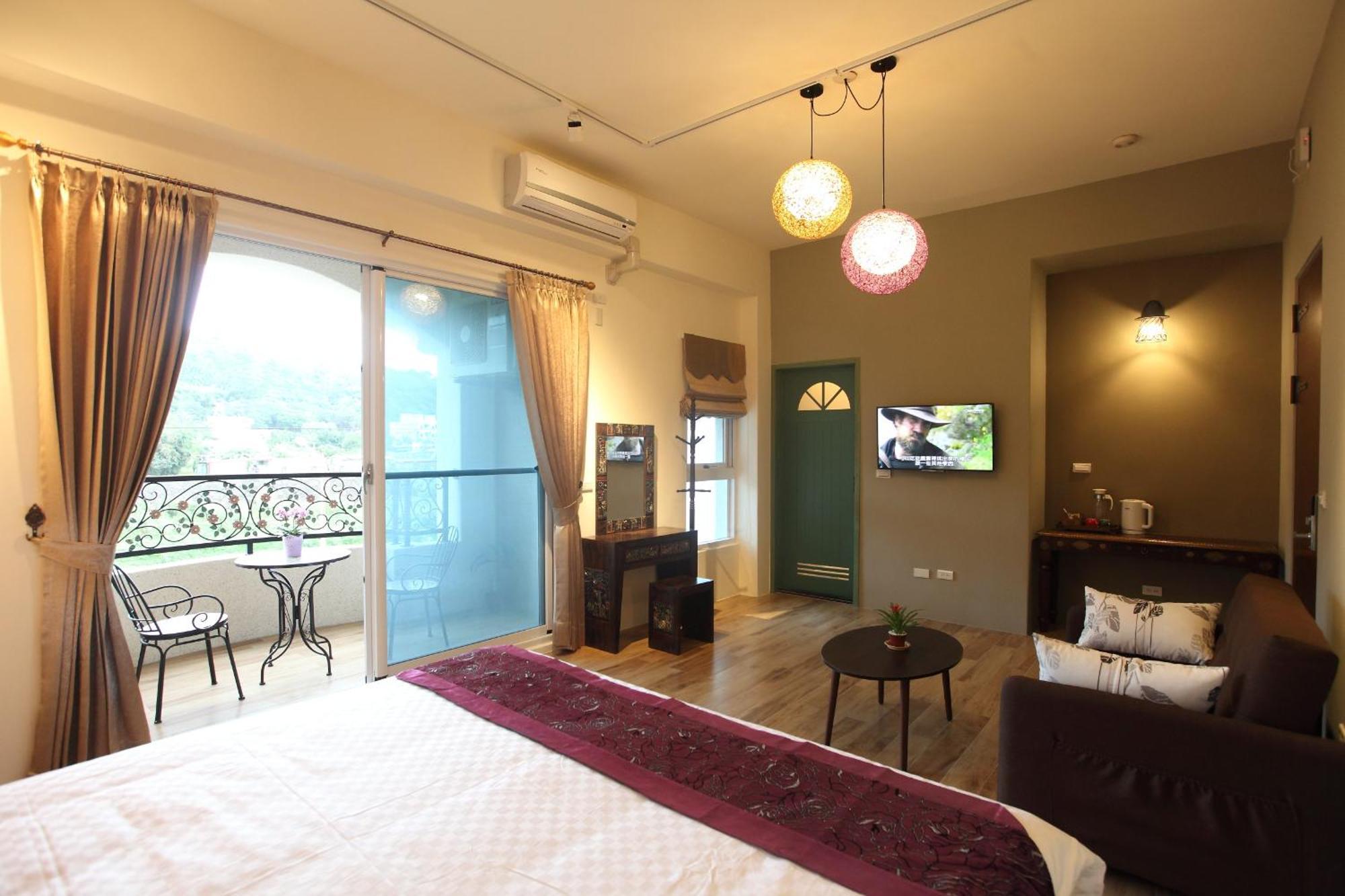 坡岸長堤民宿 Leveeside House Città di Hualien Esterno foto