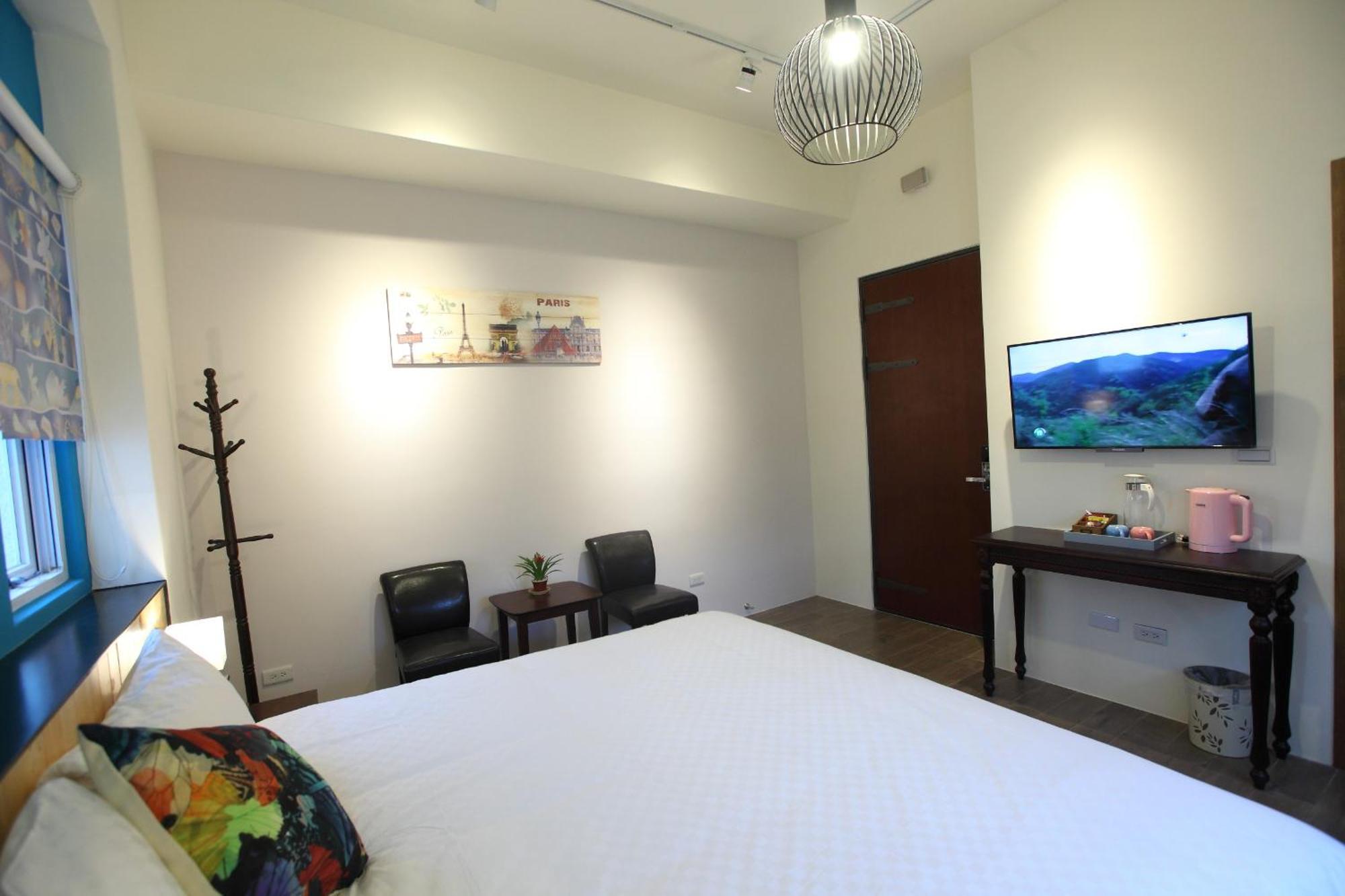 坡岸長堤民宿 Leveeside House Città di Hualien Esterno foto